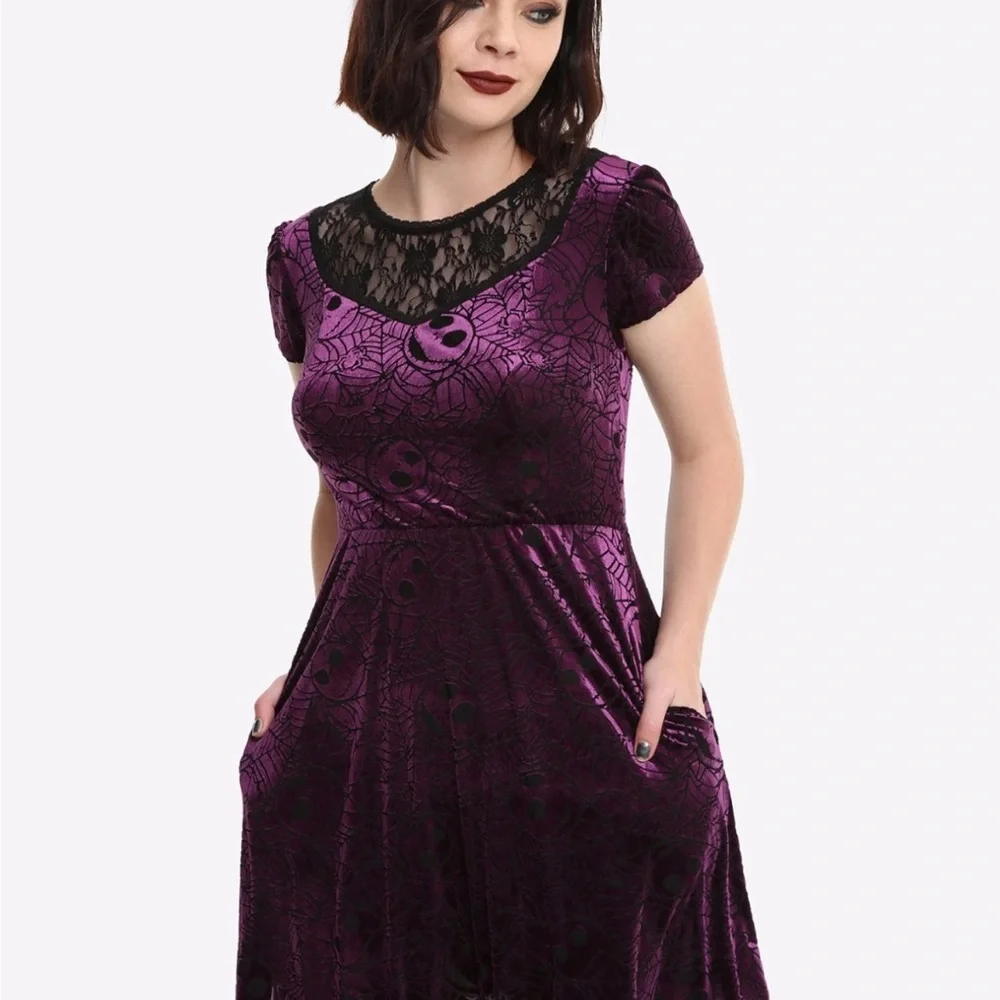 Disney Nightmare Before Christmas Purple Velvet Dress with Black Lace Detail M - Picture 2 of 13